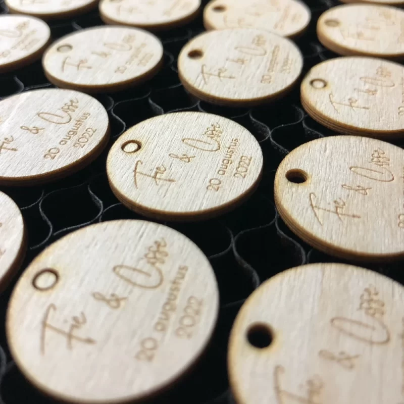 graveren-en-snijden-jetons-fie-en-cisse