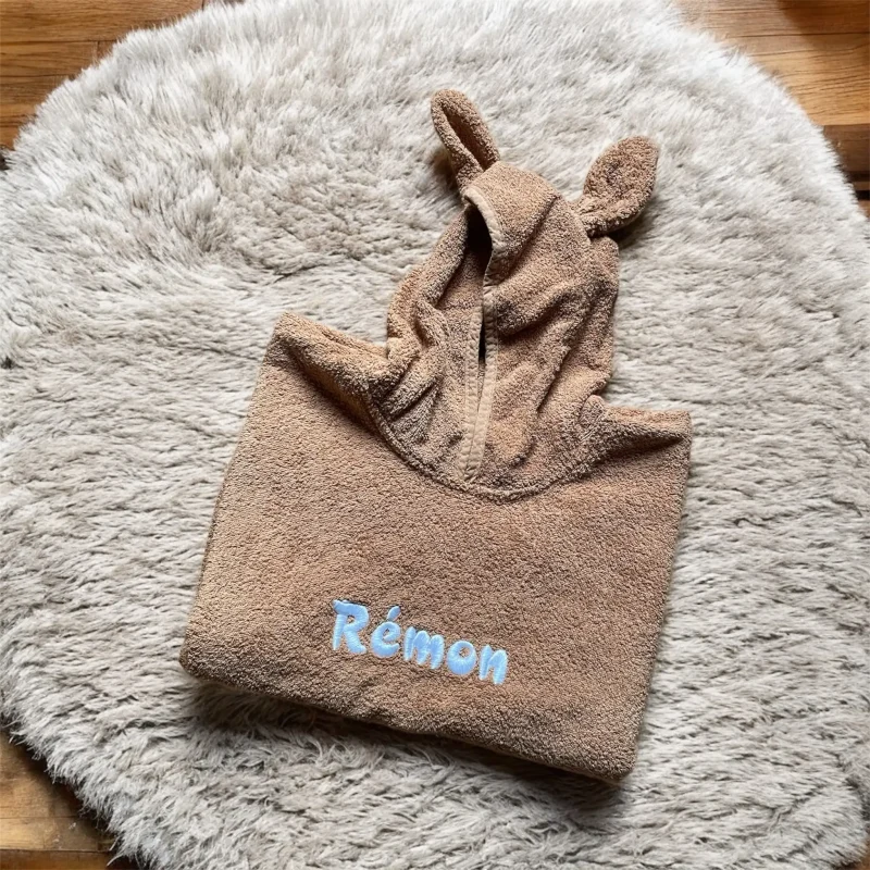 badcape-remon-geborduurd